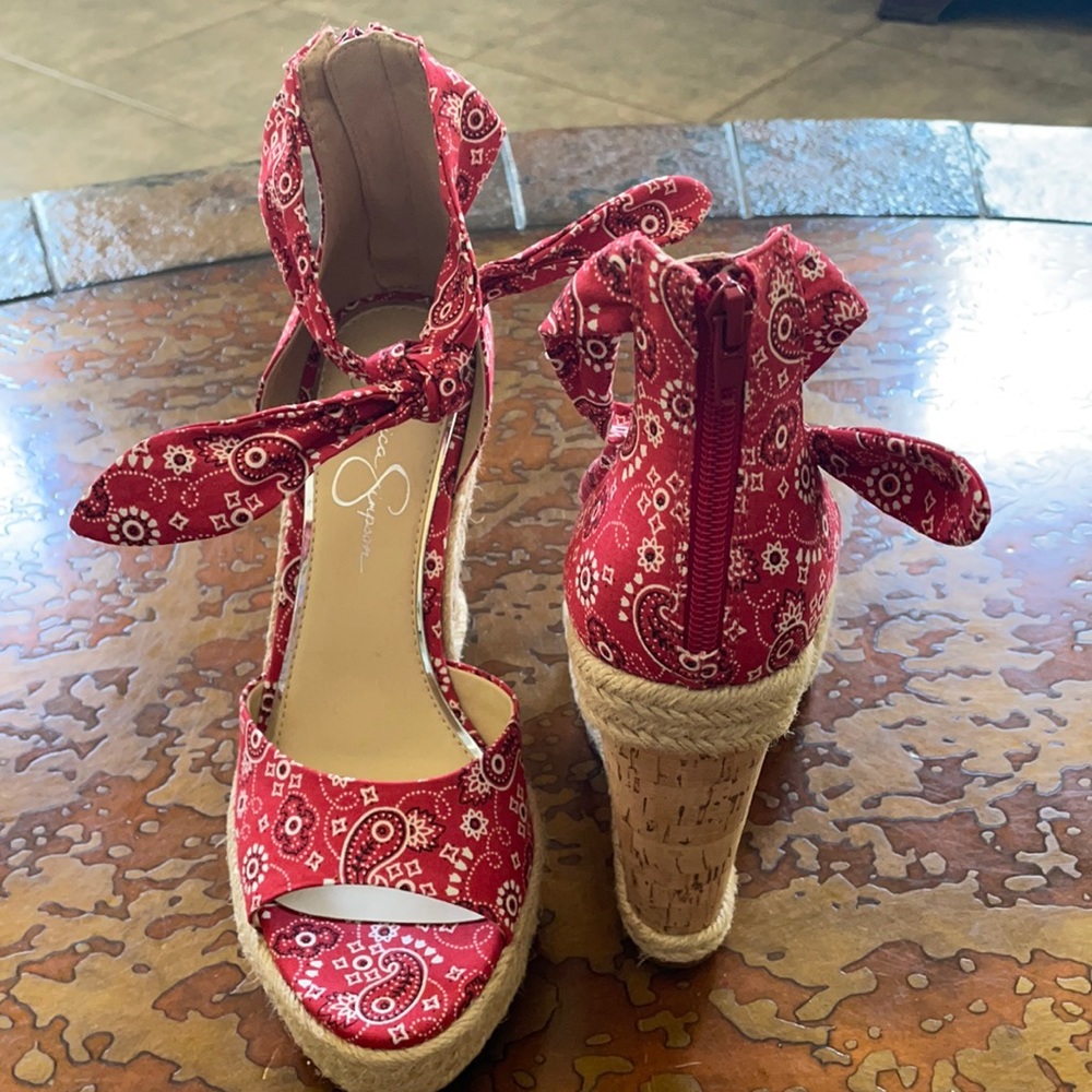 Jessica Simpson sandles